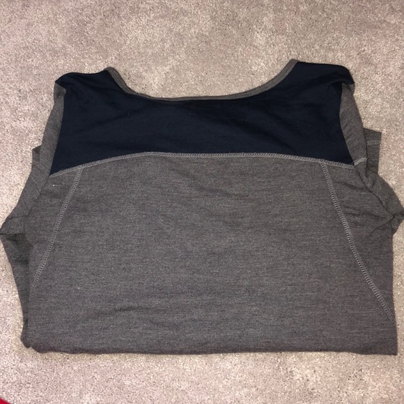 Small Bucknell University Long sleeve - Picture 2 of 3